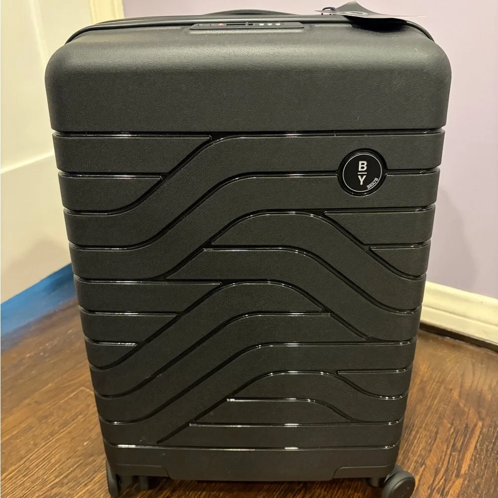 Bric's Black Hard-Shell Carry-On with Wave Detail - Picture 1 of 9
